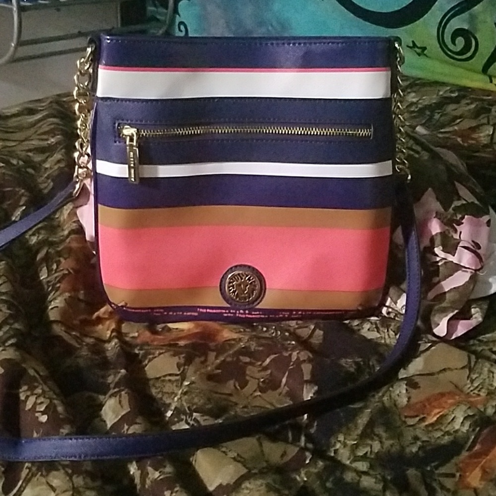 Anne klein purse